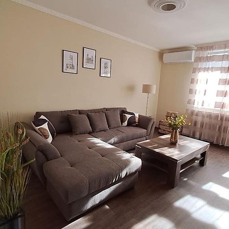 Hajdúszoboszló Szilfak City Apartman מראה חיצוני תמונה