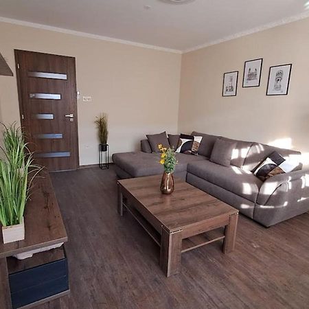 Hajdúszoboszló Szilfak City Apartman מראה חיצוני תמונה