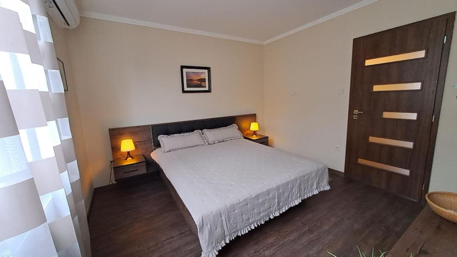 Hajdúszoboszló Szilfak City Apartman מראה חיצוני תמונה